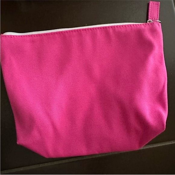 2 makeup brushes + pouch - Picture 3 of 11